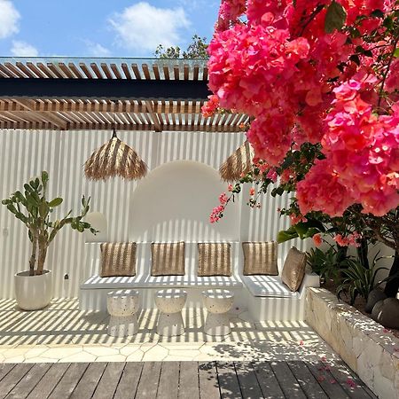 The Young Villas - Uluwatu ภายนอก รูปภาพ